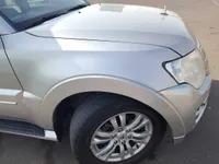 الرفرف الجانبى الأيمن
