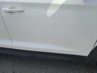 الباب الأمامى الأيمن