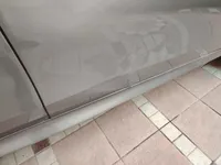 الباب الأمامى الأيمن