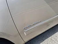 الباب الأمامى الأيسر