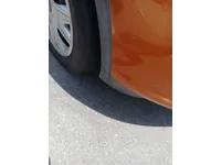 الباب الأمامى الأيسر