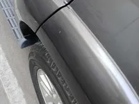 الباب الأمامى الأيسر