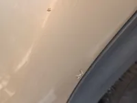 الباب الأمامى الأيسر