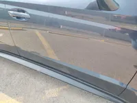 الباب الأمامى الأيمن