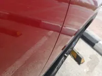 الباب الأمامى الأيسر