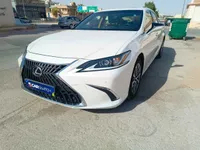 Lexus ES300h