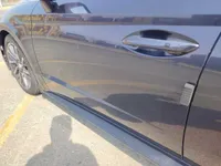 الباب الأمامى الأيسر