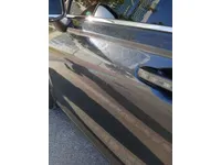 الباب الأمامى الأيسر