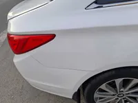 ألواح هيكل السيارة الأيمن