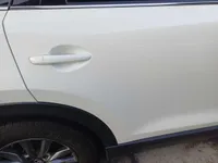 الباب الأمامى الأيمن