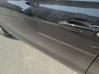 الباب الأمامى الأيسر