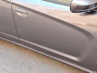 الباب الأمامى الأيمن