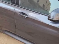الباب الأمامى الأيمن