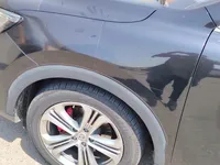الرفرف الجانبي الأيسر