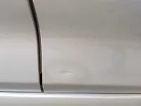 الباب الأمامى الأيمن