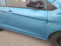 الباب الأمامى الأيمن