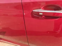 الباب الأمامى الأيمن