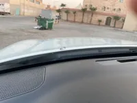 الزجاج الأمامي