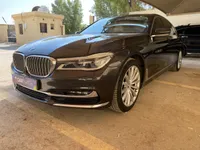 بي ام دبليو 740