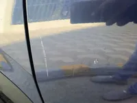 الباب الأمامى الأيسر