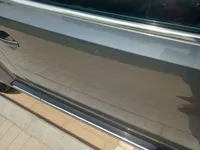 الباب الأمامى الأيمن