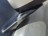 الباب الأمامى الأيسر