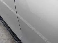 الباب الأمامى الأيسر