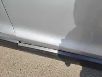 الباب الأمامى الأيمن