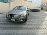 مرسيدس R300