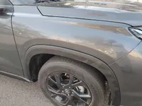 الرفرف الجانبى الأيمن