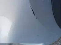 الباب الأمامى الأيسر