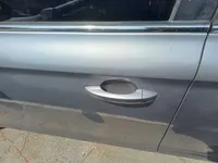 الباب الأمامى الأيسر