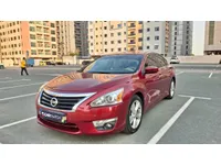 نيسان ألتيما