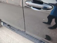 الباب الأمامى الأيمن