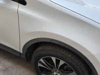 الرفرف الجانبى الأيمن