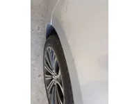 ألواح هيكل السيارة الأيمن