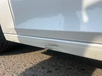 عتبة الجانب الأيمن