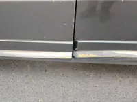 الباب الأمامى الأيسر