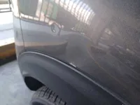 الباب الأمامى الأيسر