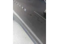 الباب الأمامى الأيسر