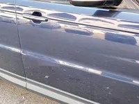 الباب الأمامى الأيمن