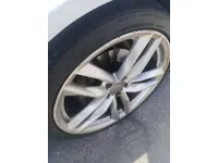 Car Rims (scratch & dent free)
