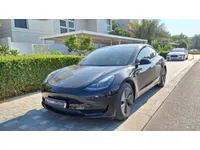 تسلا موديل 3