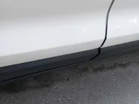 الباب الأمامى الأيسر