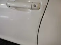 الباب الأمامى الأيسر