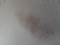 مخدوش / فيه صدمة