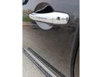 الباب الأمامى الأيسر
