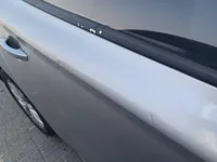 الباب الخلفى الأيمن