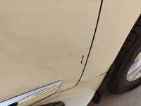 الباب الأمامى الأيمن