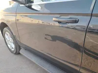 الباب الأمامى الأيسر